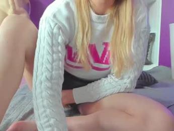 siswet19 — Chaturbate recorded stream screenshot (01 Jun 2025)