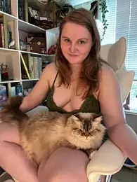 GingerSnap33 — Stripchat recorded stream image, 01.06.2025 15:50