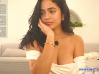 n_o_v_a — Chaturbate recorded stream image, 02.06.2025 07:20
