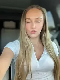 lunagirl13 — Stripchat recorded stream image, 02.06.2025 17:30