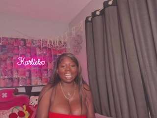 karliekayozz — Camsoda recorded stream image, 02.06.2025 22:00