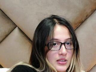 Sophia Loreen — Flirt4free recorded stream screenshot (03 Jun 2025)