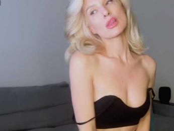 -Molly- — Bongacams recorded stream image, 03.06.2025 18:20
