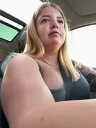 OdriOlsens — Stripchat recorded stream image, 04.06.2025 13:10