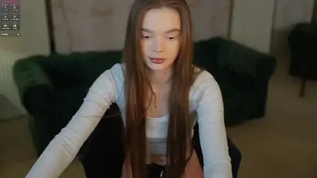 Zlata_Sky — Stripchat recorded stream image, 09.02.2025 19:40