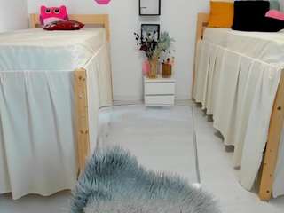 18perfecttits — Camsoda recorded stream image, 06.06.2025 06:20