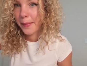 theislandgirl — Chaturbate recorded stream image, 06.06.2025 16:40