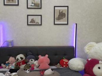 dolly-ll — Bongacams recorded stream image, 06.06.2025 15:40
