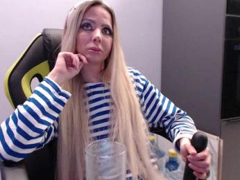 blondalina — Bongacams recorded stream image, 09.02.2025 21:40