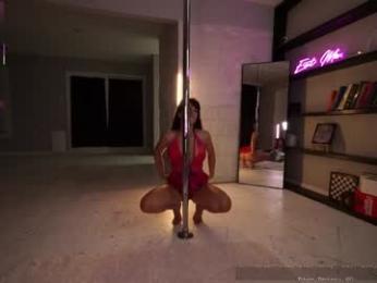 rosiebones — Chaturbate recorded stream image, 07.06.2025 22:00