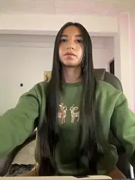 aly_golden_ — Stripchat recorded stream image, 08.06.2025 06:50