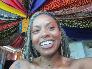 elizagrey — Camsoda recorded stream screenshot (08 Jun 2025)