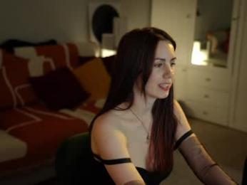 _blackbee_ — Chaturbate recorded stream image, 09.06.2025 10:30