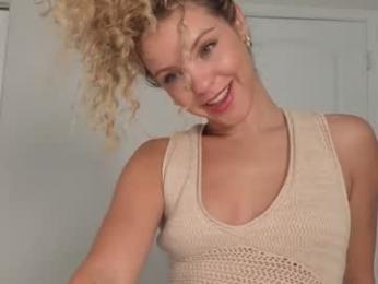 theislandgirl — Chaturbate recorded stream image, 10.06.2025 18:40