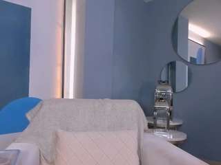meganwest — Camsoda recorded stream image, 10.06.2025 18:20