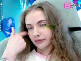 VikkiExtraCheese — Bongacams recorded stream image, 10.06.2025 20:50