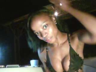 tastethepeach — Camsoda recorded stream screenshot (11 Jun 2025)