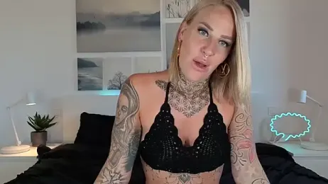 Lara-CumKitten — Stripchat recorded stream image, 11.06.2025 11:40