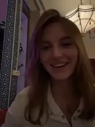 -AngelAri- — Stripchat recorded stream image, 11.06.2025 20:20