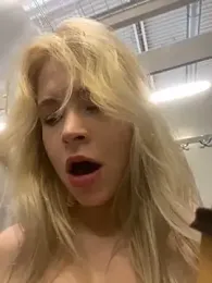 Cum_girlss — Stripchat recorded stream image, 12.06.2025 03:50