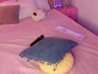 emyliesander — Camsoda recorded stream image, 12.06.2025 11:40