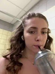 MariiD — Stripchat recorded stream image, 13.06.2025 07:00