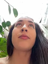 Holly_Play — Stripchat recorded stream image, 13.06.2025 13:00