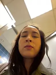 Holly_Play — Stripchat recorded stream image, 13.06.2025 13:00