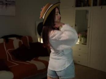 _blackbee_ — Chaturbate recorded stream image, 14.06.2025 10:30