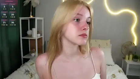 EdlaHewell — Stripchat recorded stream screenshot (14 Jun 2025)