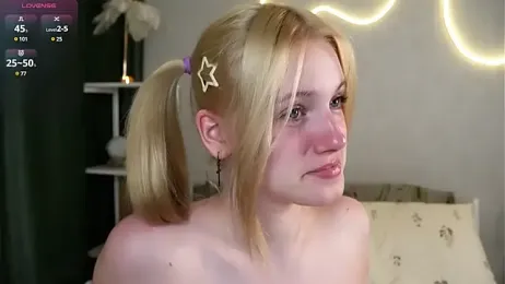 EdlaHewell — Stripchat recorded stream screenshot (14 Jun 2025)