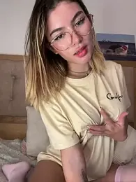 Your_Honeey — Stripchat recorded stream image, 14.06.2025 23:50