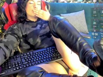 Cocochanell — Bongacams recorded stream screenshot (15 Jun 2025)