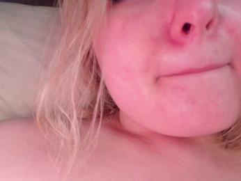 teeencute — Bongacams recorded stream screenshot (15 Jun 2025)