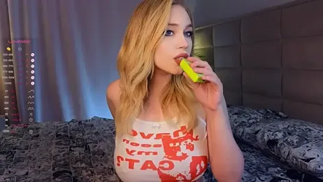 AsteriaHamel — Stripchat recorded stream image, 10.02.2025 16:00