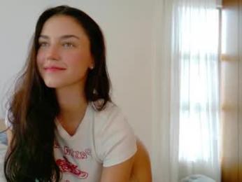 grettabenett_ — Chaturbate recorded stream image, 16.06.2025 19:20