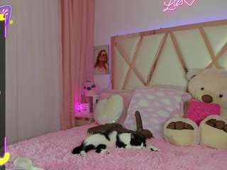 sophiamiller98 — Camsoda recorded stream screenshot (17 Jun 2025)