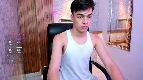 Gerony_ — Stripchat recorded stream image, 17.06.2025 05:00