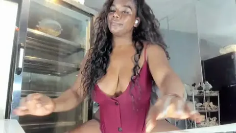 MAREIA_25 — Stripchat recorded stream image, 17.06.2025 14:10