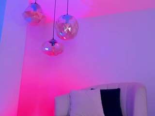 meganwest — Camsoda recorded stream image, 17.06.2025 18:40