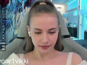 VikkiExtraCheese — Bongacams recorded stream image, 17.06.2025 21:10