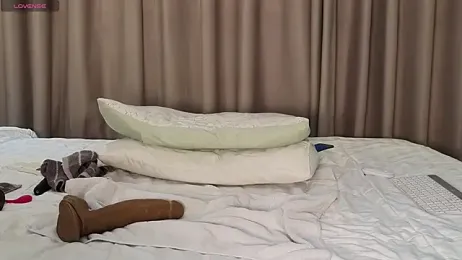 LucyNuty — Stripchat recorded stream image, 18.06.2025 00:40
