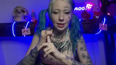 coyemoo — Stripchat recorded stream image, 10.02.2025 17:00