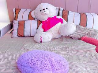 Bella Fontana — Flirt4free recorded stream screenshot (18 Jun 2025)