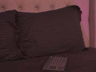 charlotte-harris — Camsoda recorded stream image, 19.06.2025 03:00