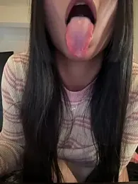 aly_golden_ — Stripchat recorded stream image, 19.06.2025 07:40