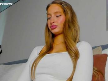 aimeerowwwe — Bongacams recorded stream image, 19.06.2025 13:40