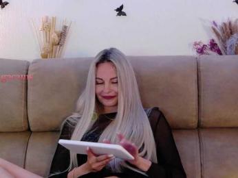 Kocmoc_Katerina — Bongacams recorded stream image, 19.06.2025 19:30