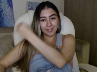 alexyferrer — Camsoda recorded stream image, 10.02.2025 23:00