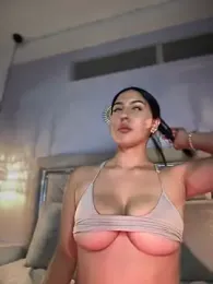 Sofia_Collins- — Stripchat recorded stream image, 10.02.2025 20:30